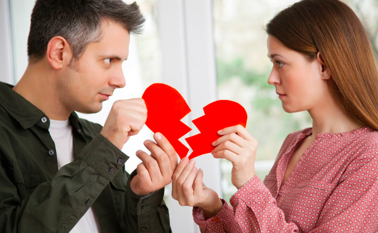 迪庆离婚如何申请财产保全冻结对方账户